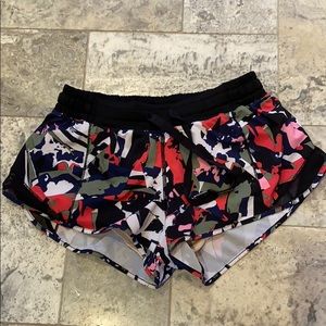 Lululemon Hotty Hot Shorts